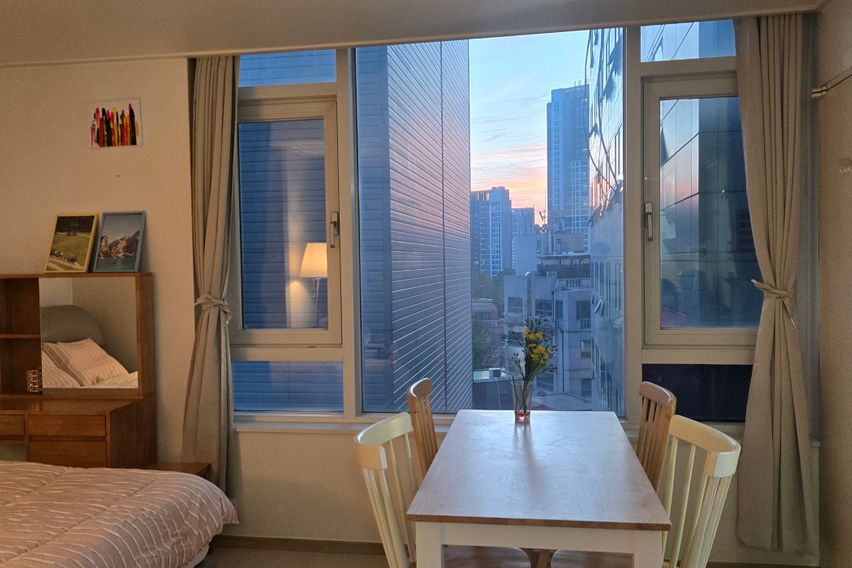 ⛰신사역1분코지프리미엄