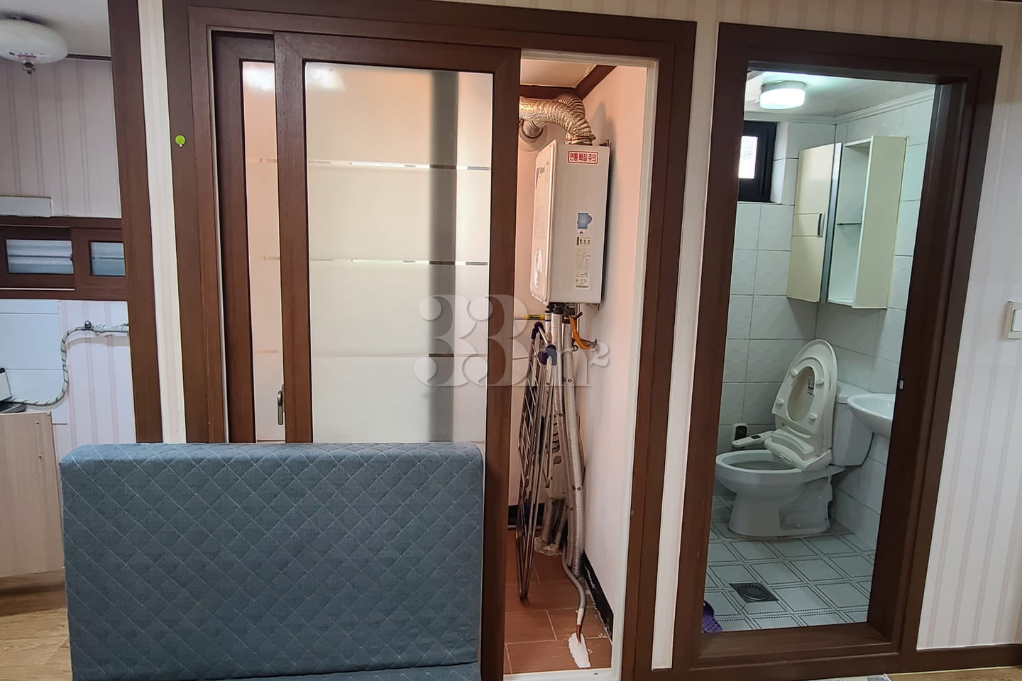 Nuriel Unit 201: Mini Two-Room Unit 14th image
