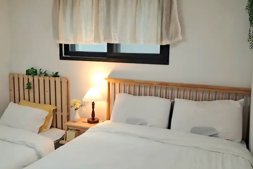 공항동,방2침대3,신축