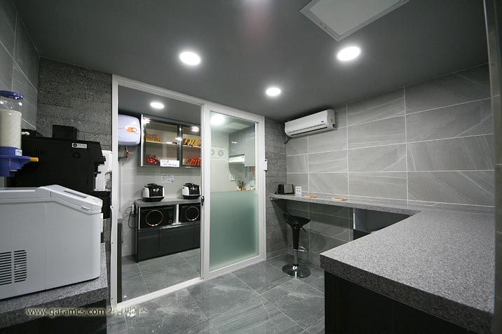 Hyehwa Studio Apartment with Individual Air C 8th image
