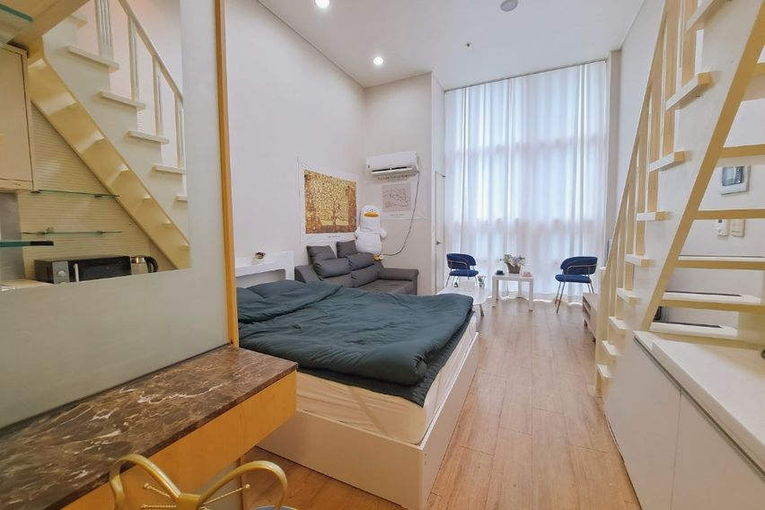 전망좋고 넓은 복층집