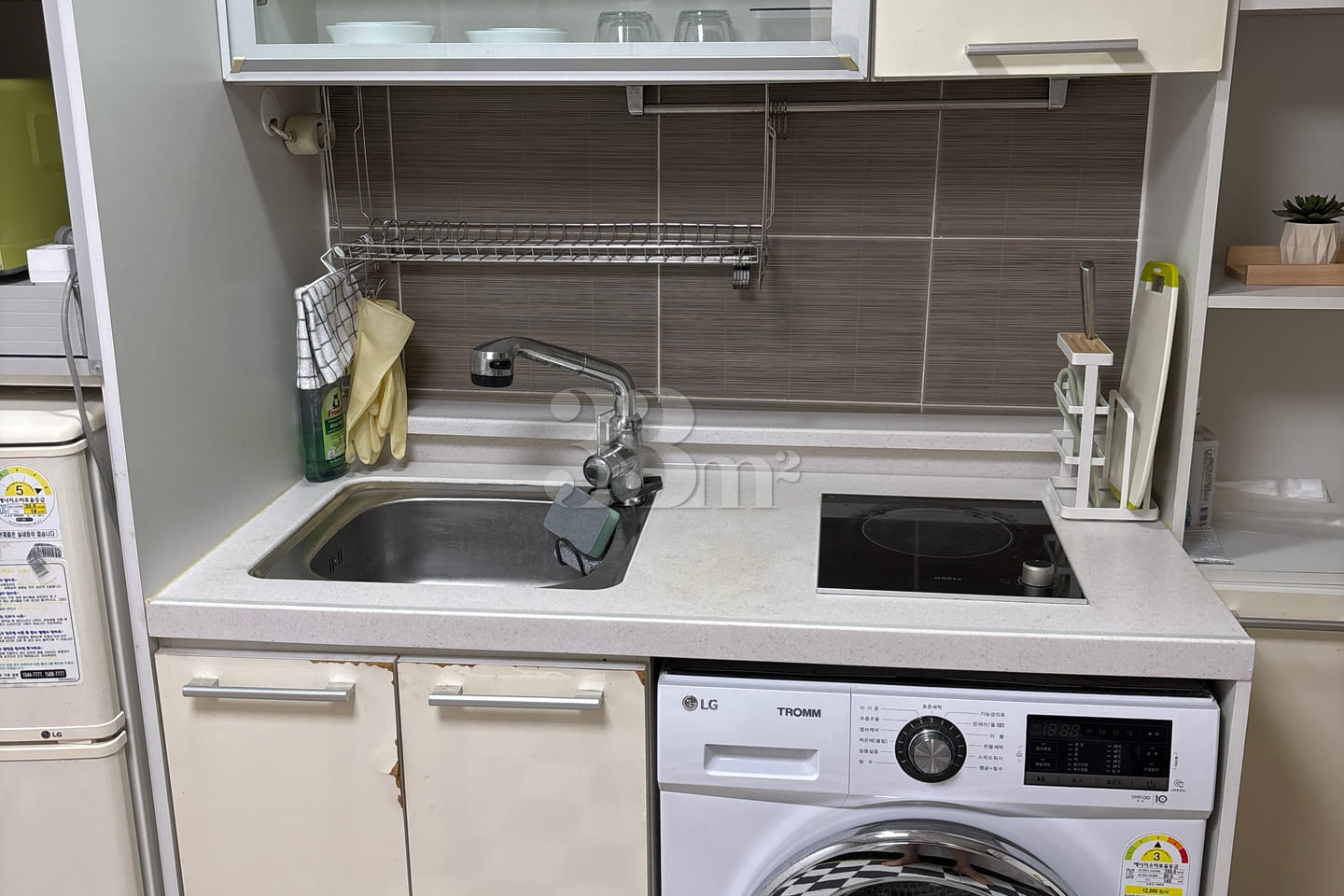 Stylish and tidy studio in Gwangalli 5th image
