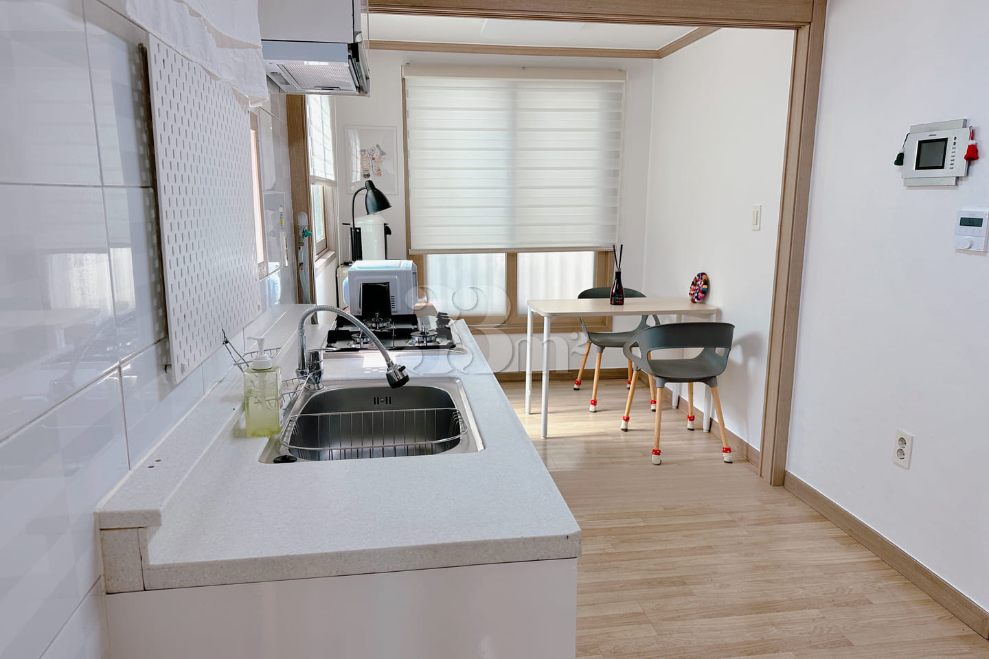 Comfortable studio apartment near Mangwon Han 6th image