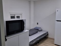 Nampo-dong, Jagalchi Studio Apartment 304 2th image