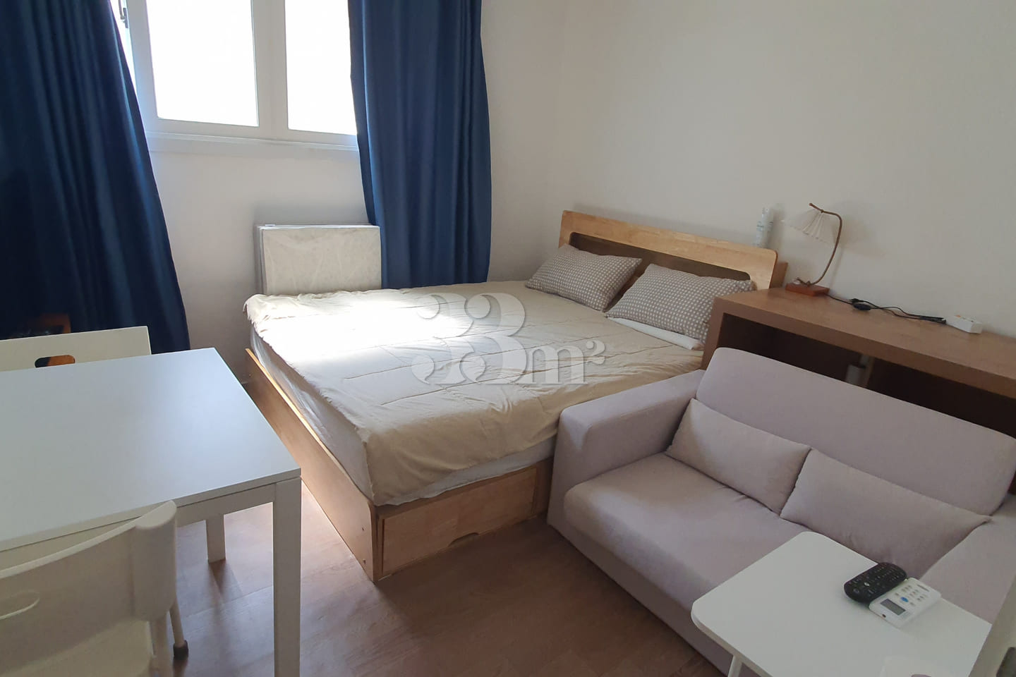 Two-room apartment in a semi-basement in Mia- 0th image