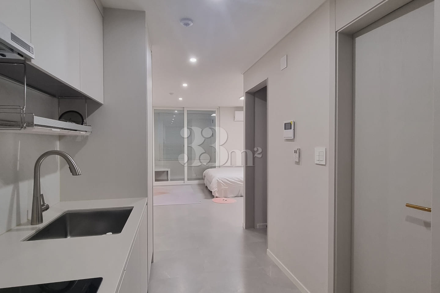 Near Gangnam Station, with a walk-in closet 5th image