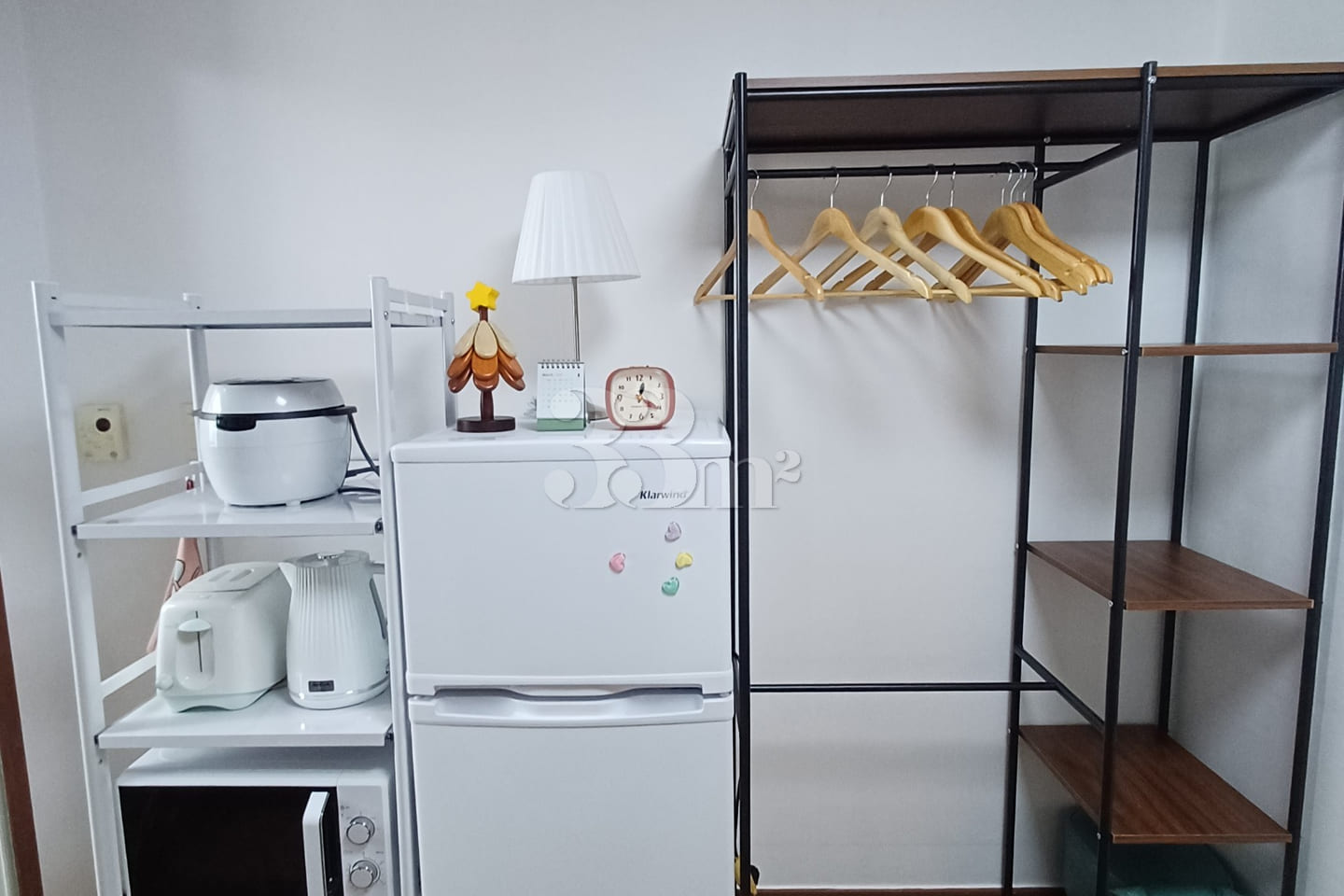 Short-term rental studio with full furnishing 2th image