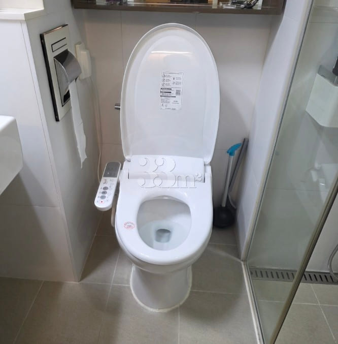 Suite 500 Arium 11th image