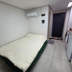 Nakseongdae 2-minute flower-filled house 103 Unit Image