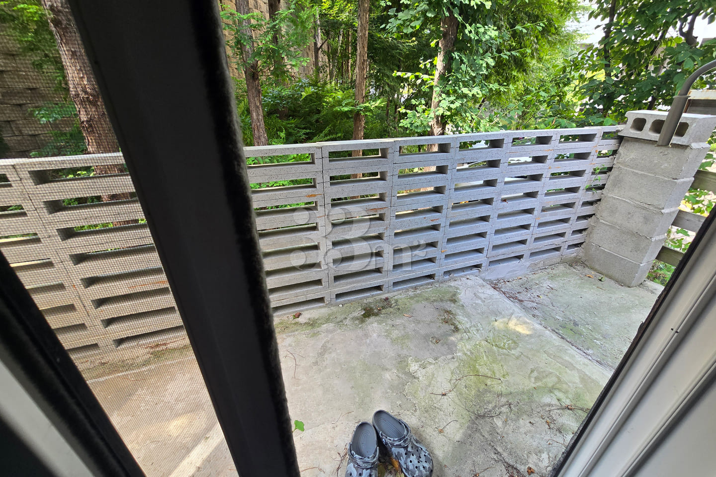 Fully furnished unit with a terrace near Geum 5th image