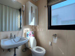 Multi-house 6th image