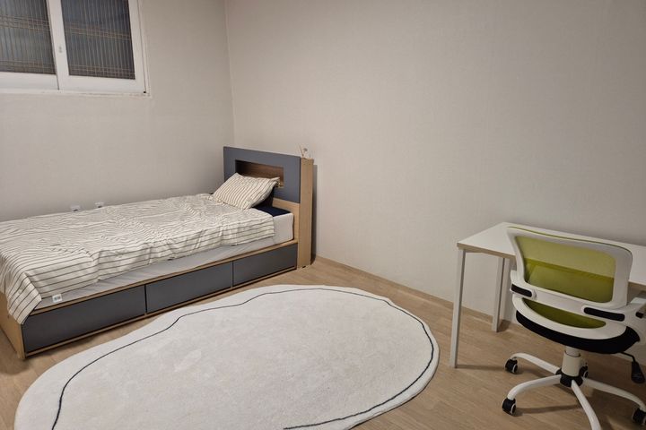 창원마산경남대쉐어B룸 2번째 이미지