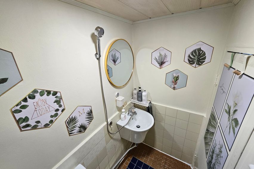 금돼지식당뒤 투룸201