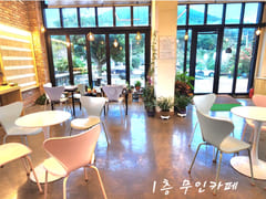 Living room separation 501 Queen 1 + Single 1 7th image