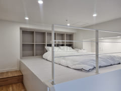 New Duplex Officetel near City Hall Station 4th image