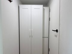 Stay On You, Unit 302 4th image