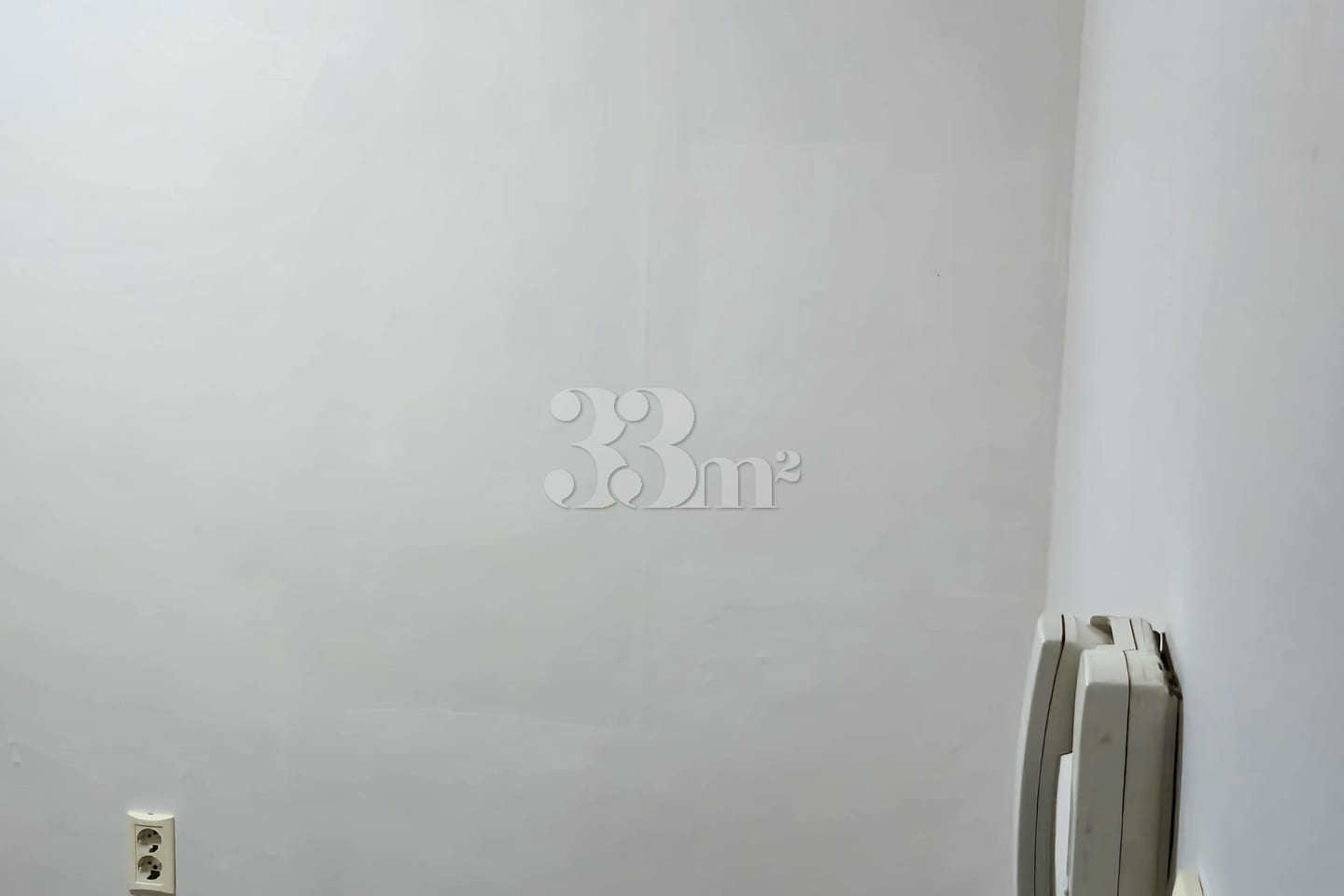 Room 102 3th image