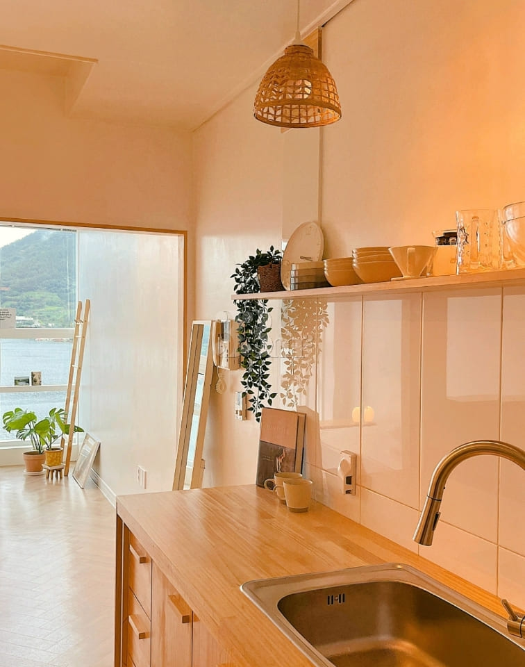 Panoramic view of the sea in Tongyeong 12th image