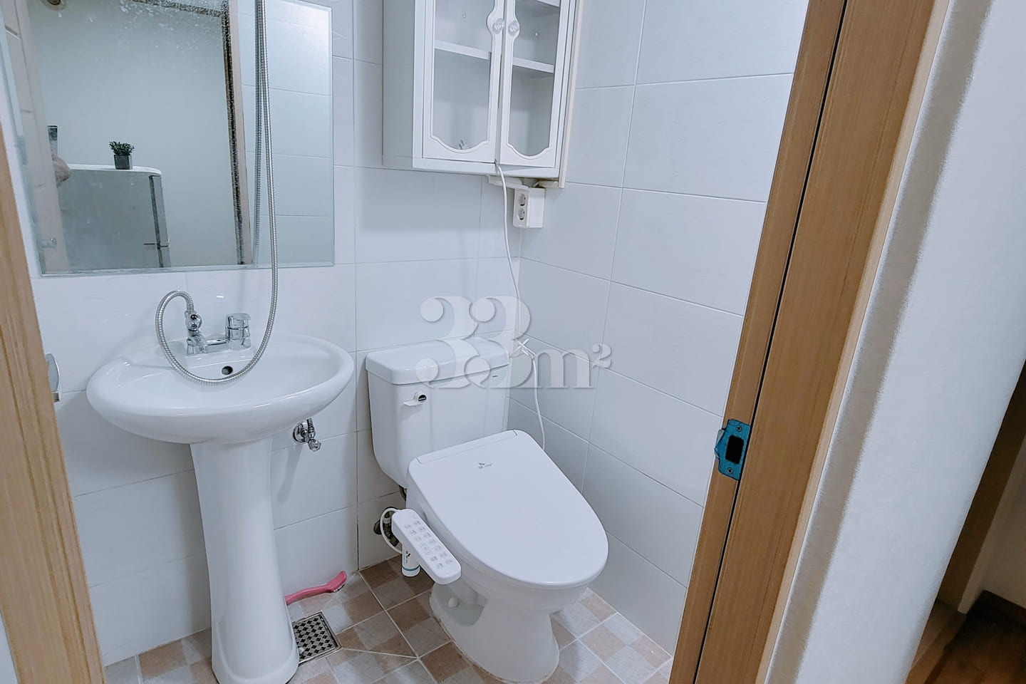 Ultimate space efficiency! A room with a loft 4th image