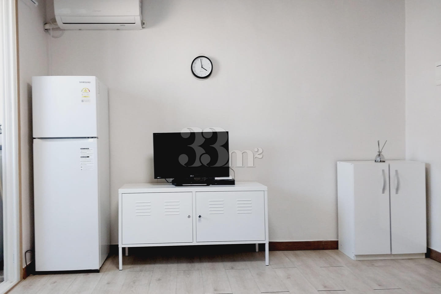 Quiet studio apartment 2th image