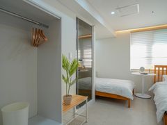 Twin Room in Myeongdong Station Area, Seoul 9th image
