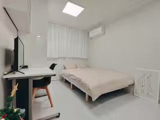 Newly opened, 9 minutes from Hongik Universit 1th image