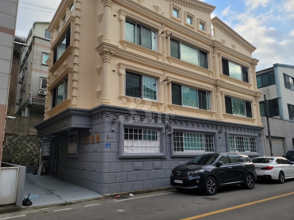 Studio apartment in Pungam-dong 3th image