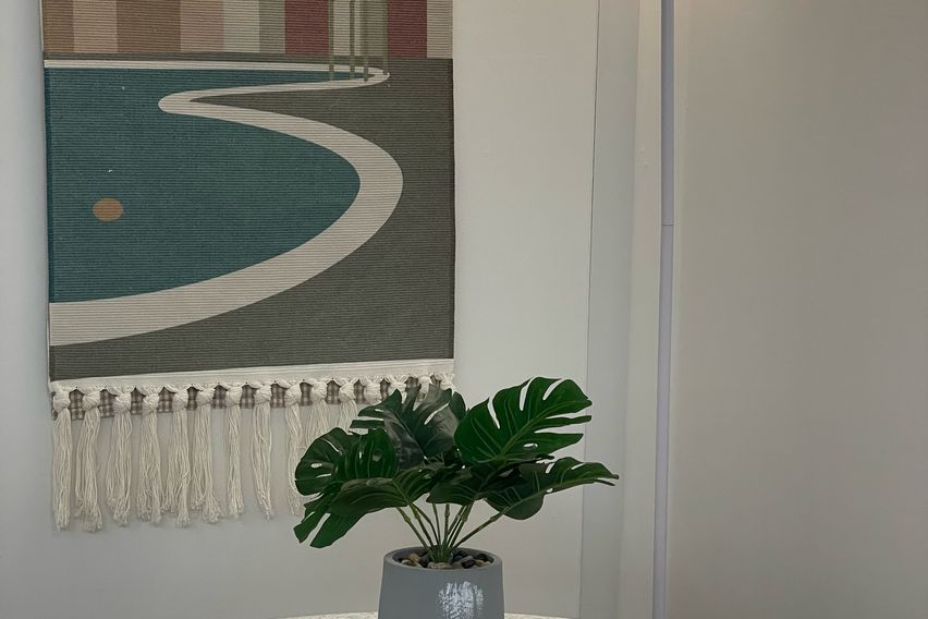 오리역1번출구1분거리!