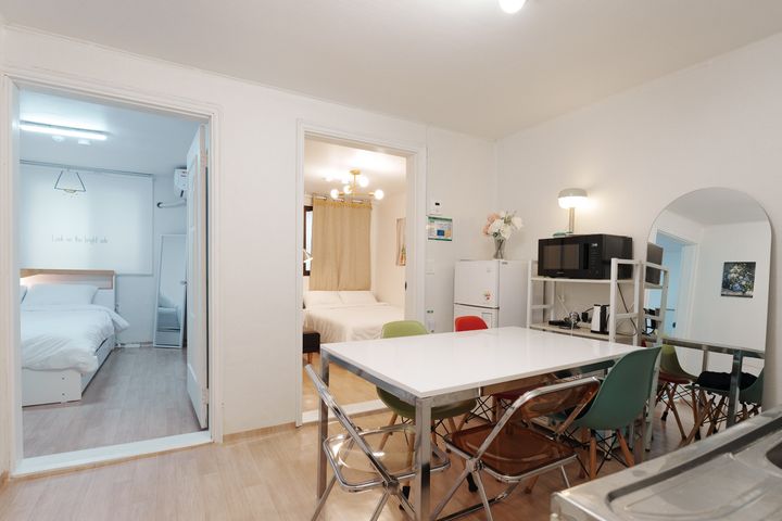 Two-bedroom apartment in Bukahyeon / Chungjeo 7th image
