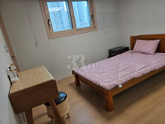 Clean home, 3 minutes from Sangdo Station 5th image