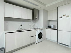Newly Built Officetel Across from Hyundai Hea 2th image