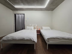 Gam House: 2-Bedroom Unit near Gangnam Hak-do 17th image