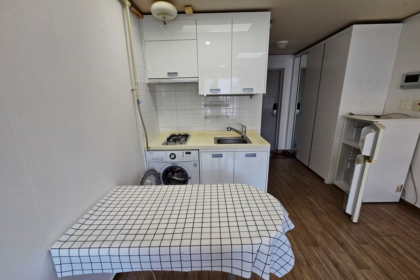 초역세권 위치 원룸 0번째 이미지