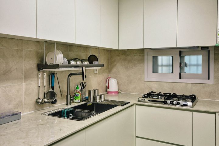 Apartment in the immediate vicinity of Hwajeo 15th image