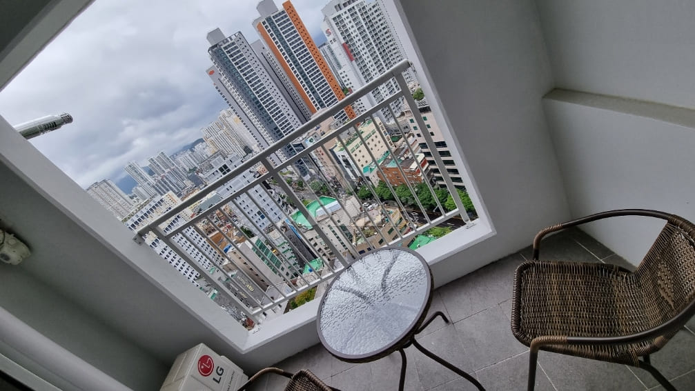 Urban Stay No. 1 10th image