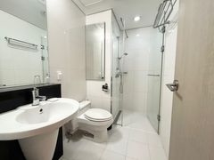 Spacious studio apartment near Seodaemun Stat 7th image