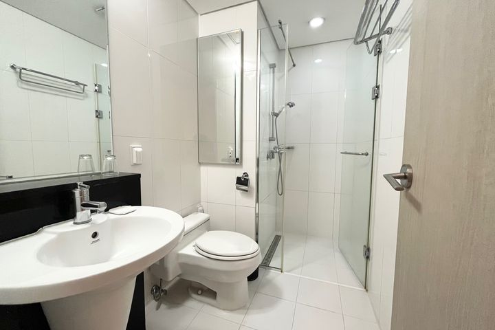 Spacious studio apartment near Seodaemun Stat 7th image