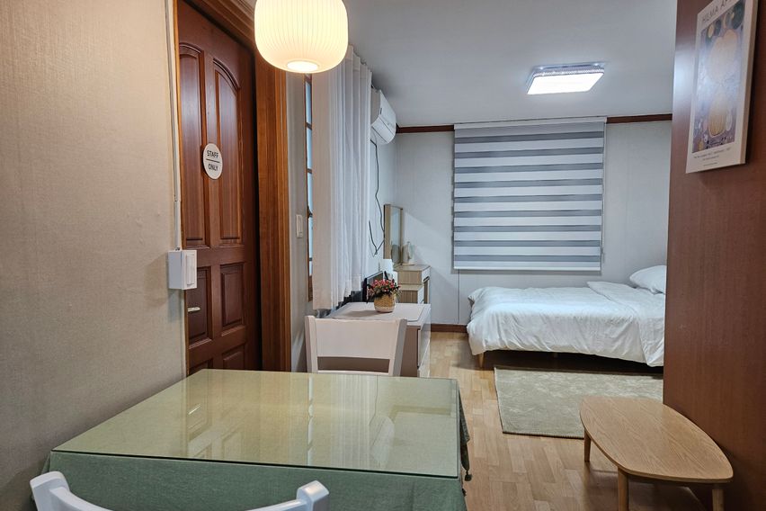 황리단길 능뷰의 원룸