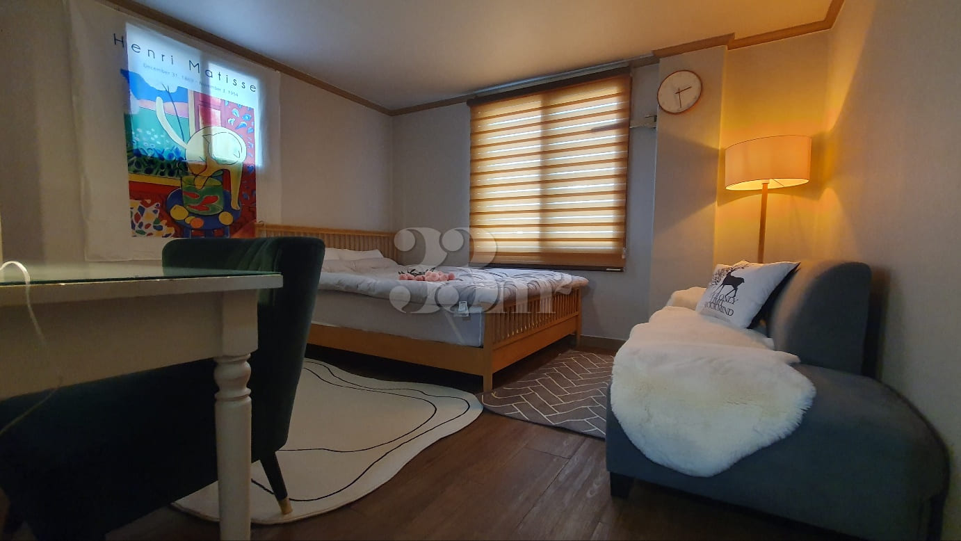 JJ Room 0th image