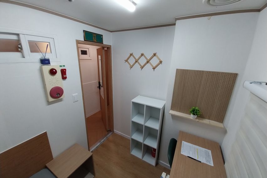 ♣4층 외창B 1번째 이미지