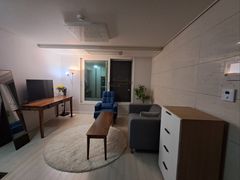 Three-room apartment in Junggok-dong with par 3th image
