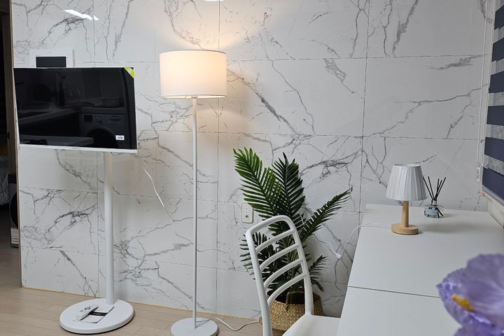 New 2-room apartment near Byeongjeom Station 1th image