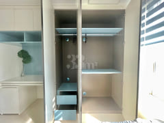 Fully furnished apartment in the prime area o 4th image