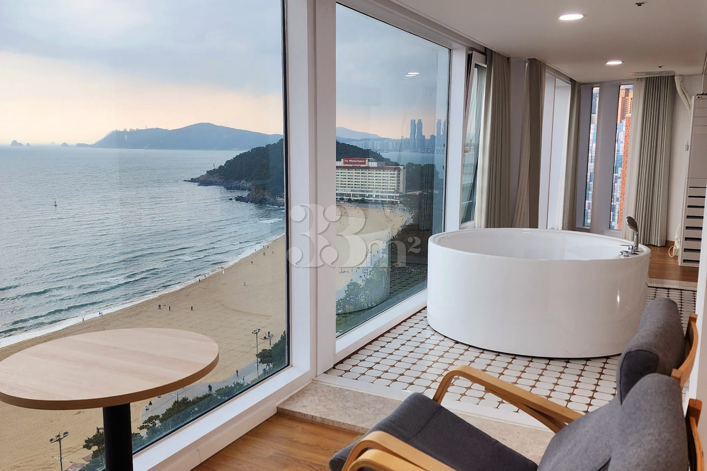 Haeundae Harbor. Sea view. 5 seconds away! 0th image