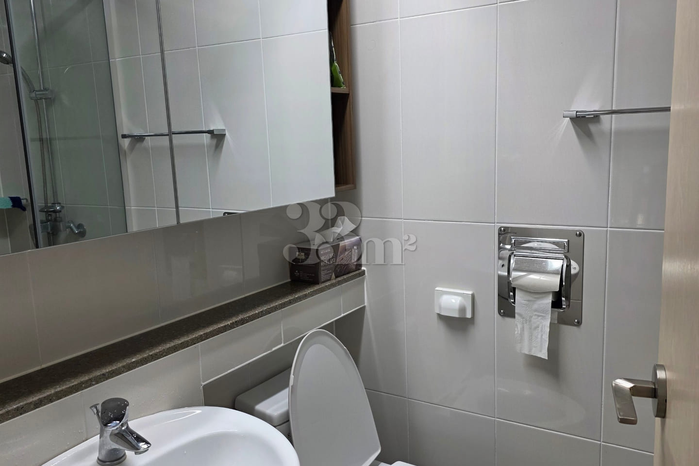 2 rooms/2 bathrooms/moving gap 9th image