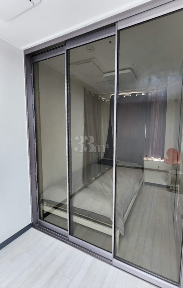 Fully furnished 1.5-room apartment in Ilsan 5th image