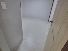 Large 2-room apartment near Sinpung Station 2th image