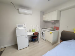 New studio apartment within walking distance 5th image