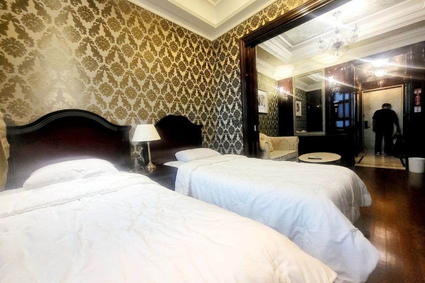 강남교대5분 트윈베드