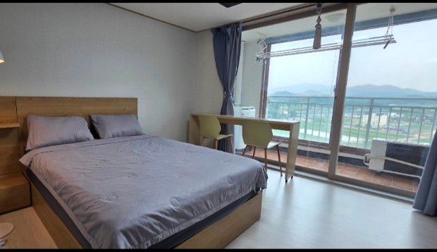 A cozy retreat in the Innovation City 2th image